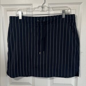 Athleta Women’s Dark Blue Pinstripe Athletic Skort